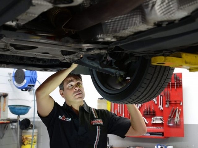 4 señales de daños en la suspensión de tu auto