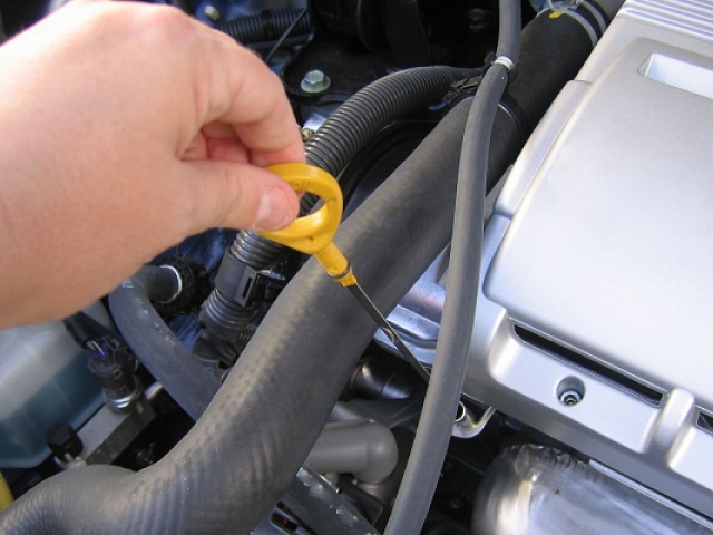 cuánto aceite necesita tu auto