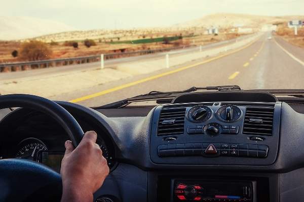Cómo la dirección asistida influye en la conducción de tu auto