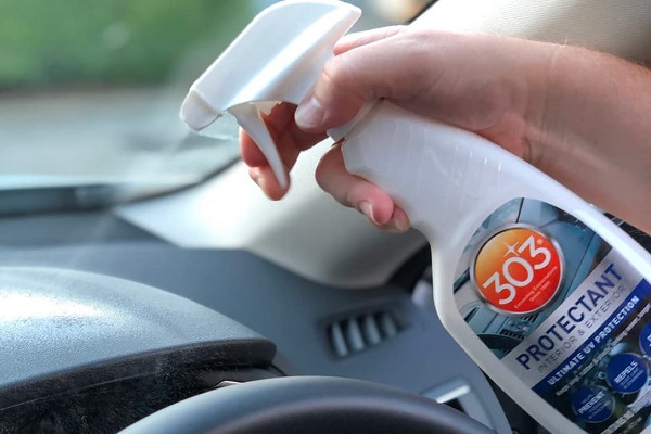 Limpia el interior del auto como un pro en 5 pasos