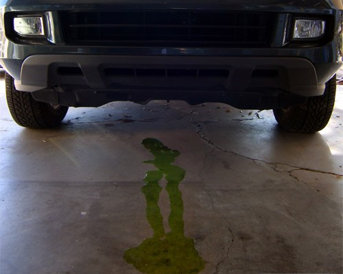 líquido que derrama tu auto